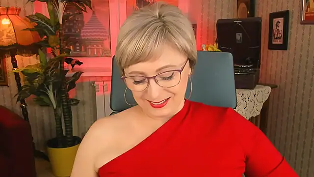 Snapshot of sugar_vivien chatting on 02-12-25, 09:10 sugar vivien online show from 02-12-25, 09:10