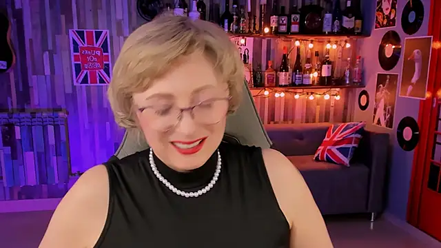 Snapshot of sugar_vivien chatting on 03-07-25, 05:28 sugar vivien online show from 03-07-25, 05:28