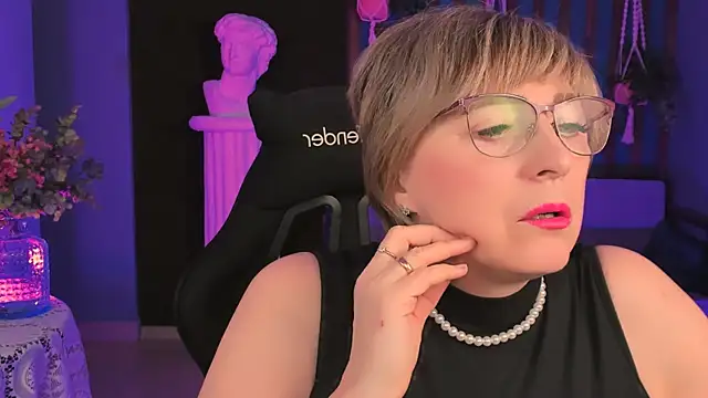 Snapshot of sugar_vivien chatting on 10-04-25, 01:31 sugar vivien online show from 10-04-25, 01:31