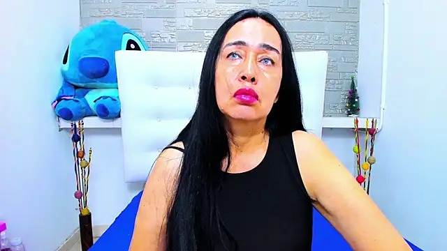 HorniestMilf online show from 10-11-25, 03:32