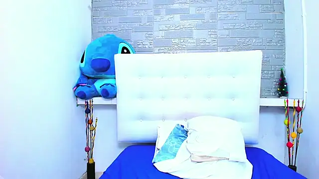 HorniestMilf online show from 11-24-25, 09:03