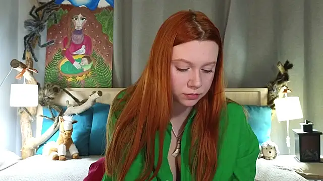 Snapshot of MileyMiller chatting on 12-05-25, 10:57 MileyMiller online show from 12-05-25, 10:57