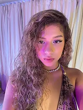 Snapshot of Melina-Smith chatting on 07-04-26, 11:44 Melina-Smith online show from 07-04-26, 11:44