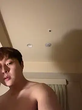 Snapshot of Tkcqcc chatting on 01-13-25, 01:39 Tkcqcc online show from 01-13-25, 01:39