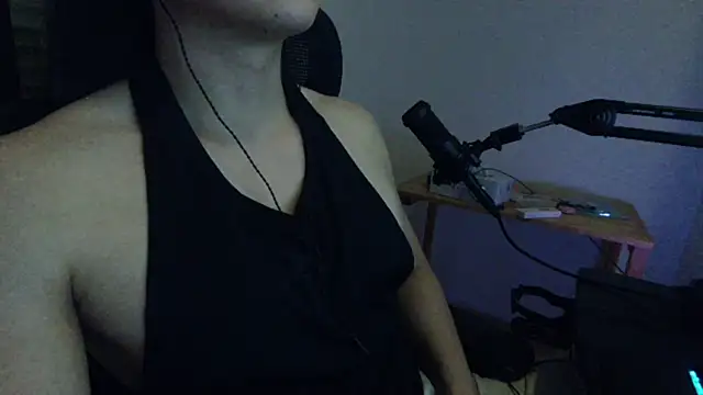 Snapshot of Tkcqcc chatting on 02-23-25, 04:02 Tkcqcc online show from 02-23-25, 04:02