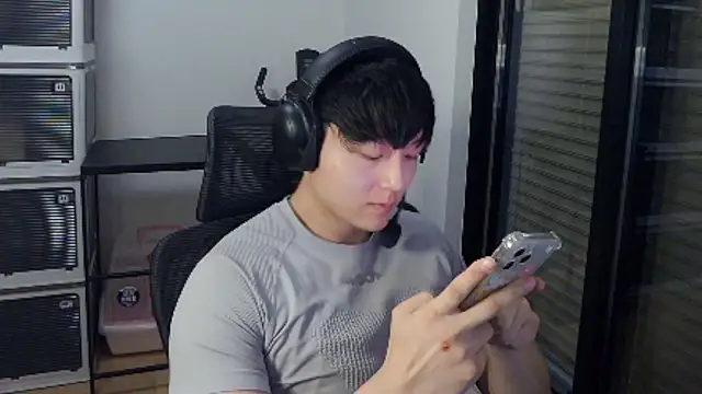 Tkcqcc online show from 03-16-26, 01:04