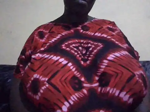 Snapshot of pritty-leila chatting on 06-07-26, 12:31 pritty-leila online show from 06-07-26, 12:31