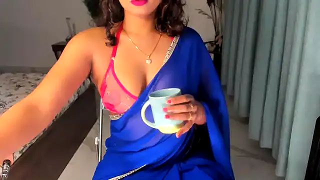 Snapshot of Bad_Girl_Kayra69 chatting on 02-04-25, 05:45 Bad Girl Kayra69 online show from 02-04-25, 05:45