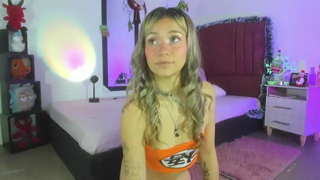 alisson zafiro  online show from 12-23-24, 09:05