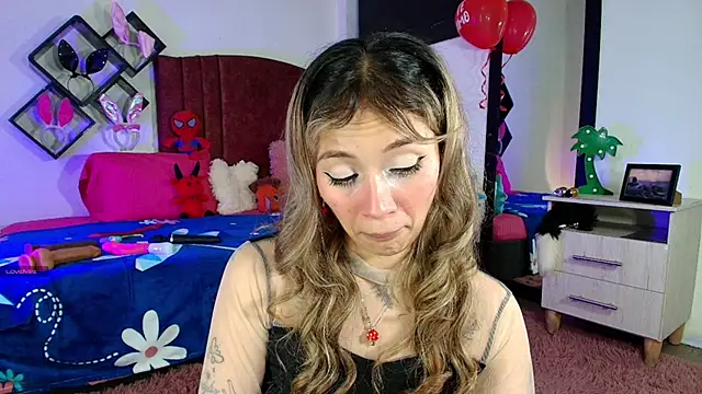 alisson zafiro  online show from 02-20-25, 06:17