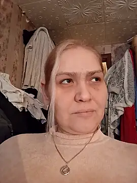 Snapshot of Minna_Jeannie chatting on 03-04-25, 03:33 Minna Jeannie online show from 03-04-25, 03:33