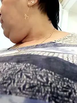 Snapshot of FantasyMichelle chatting on 01-17-25, 07:19 FantasyMichelle online show from 01-17-25, 07:19