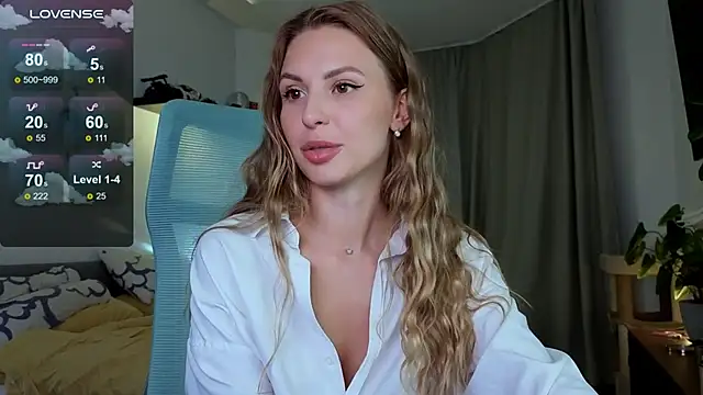 Snapshot of Sp1cyme chatting on 11-17-25, 03:07 Sp1cyme online show from 11-17-25, 03:07