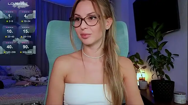 Snapshot of Sp1cyme chatting on 11-29-25, 02:53 Sp1cyme online show from 11-29-25, 02:53