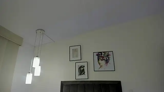 Snapshot of helen_mooree chatting on 06-20-26, 12:52 helen mooree online show from 06-20-26, 12:52