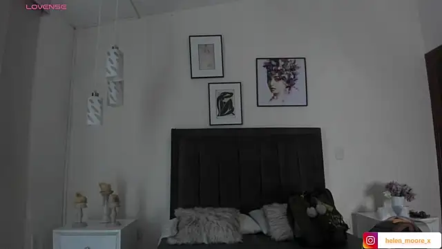 Snapshot of helen_mooree chatting on 06-25-26, 01:04 helen mooree online show from 06-25-26, 01:04