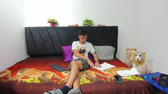 big-dicktop23 online show from 03-15-26, 04:02