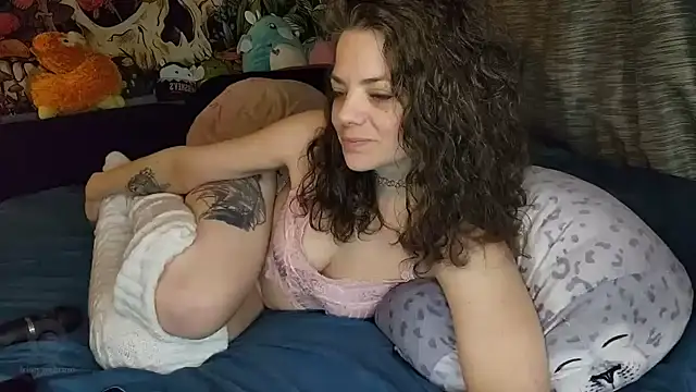 MiaElizabeth online show from 03-13-25, 10:05