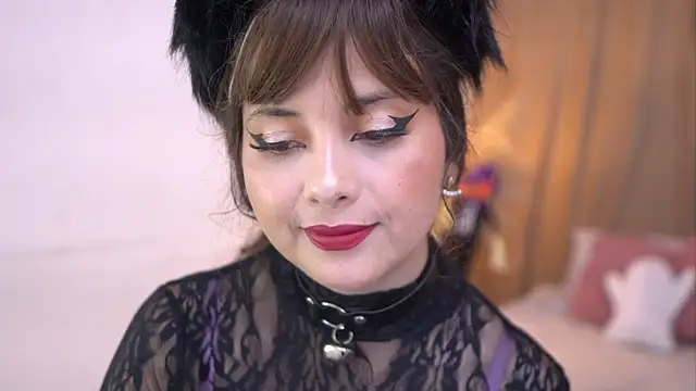 Snapshot of lirio05 chatting on 10-31-25, 06:31 lirio05 online show from 10-31-25, 06:31