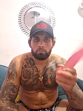 Snapshot of TimothyPLAYS chatting on 12-17-25, 09:37 TimothyPLAYS online show from 12-17-25, 09:37