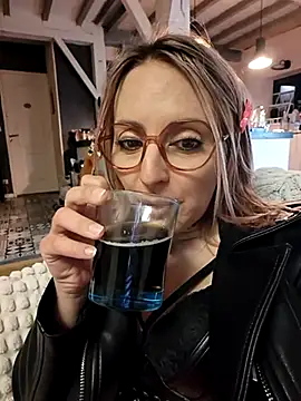 Jade Emeraud online show from 03-05-25, 10:10