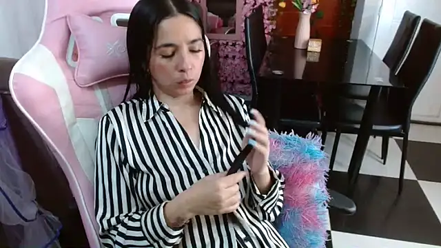 kendall all4u online show from 04-07-26, 03:07