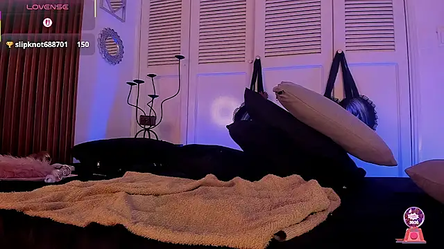 Emiilycollins online show from 02-15-26, 07:51