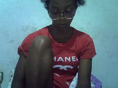 ElianeHot online show from 04-15-26, 06:37