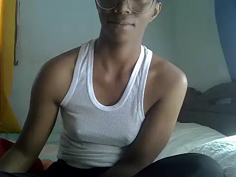 Snapshot of ElianeHot chatting on 07-03-26, 09:16 ElianeHot online show from 07-03-26, 09:16
