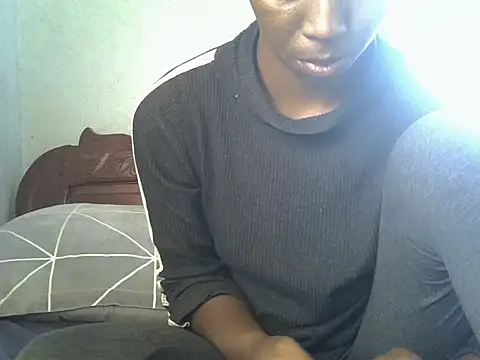 Snapshot of ElianeHot chatting on 08-01-26, 11:20 ElianeHot online show from 08-01-26, 11:20