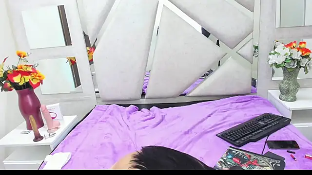 Snapshot of Nairobi_Skinny_ chatting on 03-23-25, 07:09 Nairobi Skinny  online show from 03-23-25, 07:09