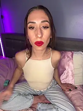 petitebarbiexxx online show from 12-03-24, 03:41