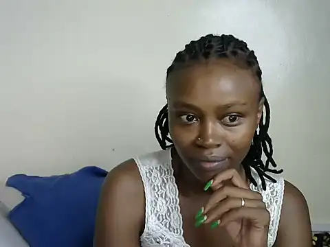 Snapshot of Rasta_tattooed chatting on 09-30-25, 03:17 Rasta tattooed online show from 09-30-25, 03:17