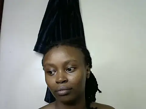 Snapshot of Rasta_tattooed chatting on 11-05-25, 07:14 Rasta tattooed online show from 11-05-25, 07:14