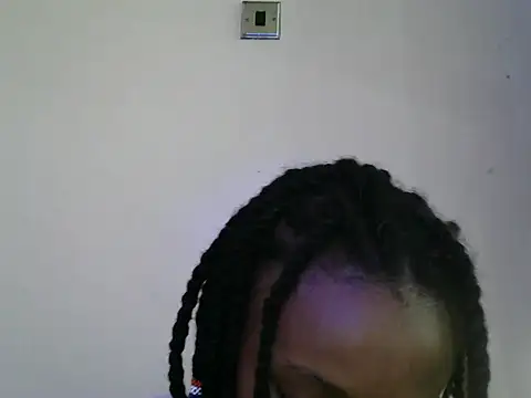 Snapshot of Rasta_tattooed chatting on 11-30-25, 08:18 Rasta tattooed online show from 11-30-25, 08:18