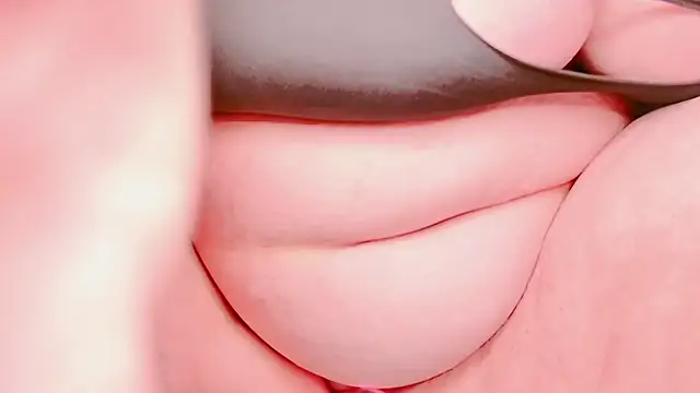 BiggyMelon online show from 11-15-25, 02:24