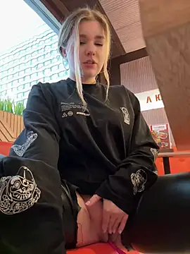 PumaShyXD online show from 01-28-25, 10:23