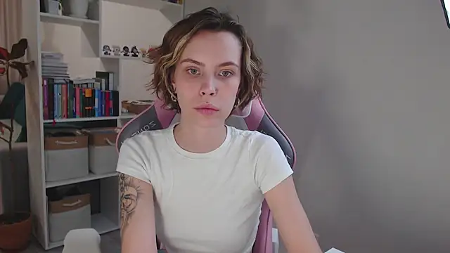 milly ross online show from 12-22-24, 12:27