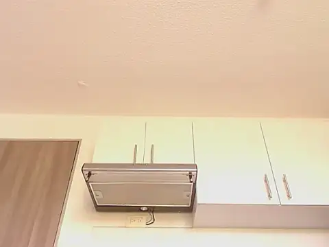 chanel 1041 online show from 03-20-26, 02:33