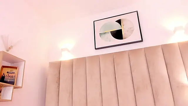 Snapshot of Anniie_Queen chatting on 02-06-25, 03:16 Anniie Queen online show from 02-06-25, 03:16