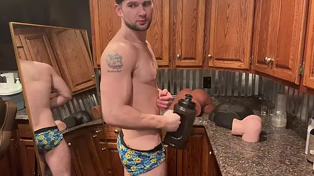 Snapshot of AlphaZack_14 chatting on 03-04-25, 09:51 AlphaZack 14 online show from 03-04-25, 09:51