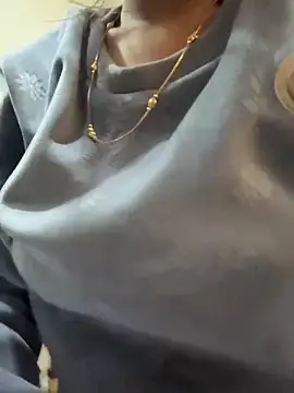 Snapshot of AASHI66 chatting on 01-08-25, 10:58 AASHI66 online show from 01-08-25, 10:58