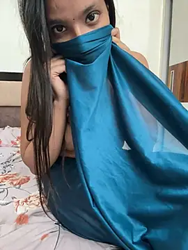 Snapshot of AASHI66 chatting on 02-04-25, 09:20 AASHI66 online show from 02-04-25, 09:20