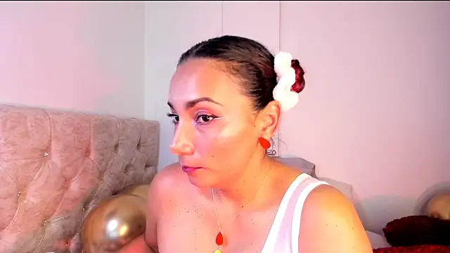 amber demons2021 online show from 02-14-25, 10:04