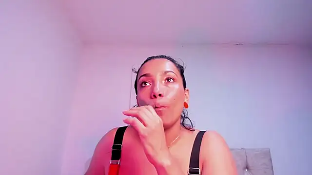 amber demons2021 online show from 03-13-25, 10:32