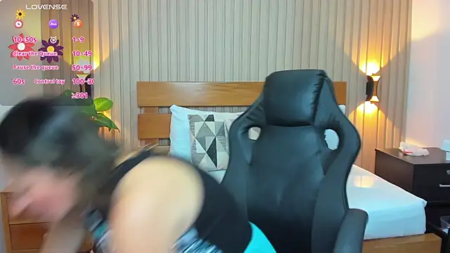 luciana ballesteros  online show from 03-05-25, 12:11