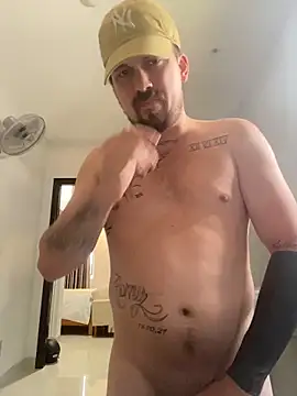 Snapshot of Tremblay_Simard chatting on 04-10-26, 05:34 Tremblay Simard online show from 04-10-26, 05:34