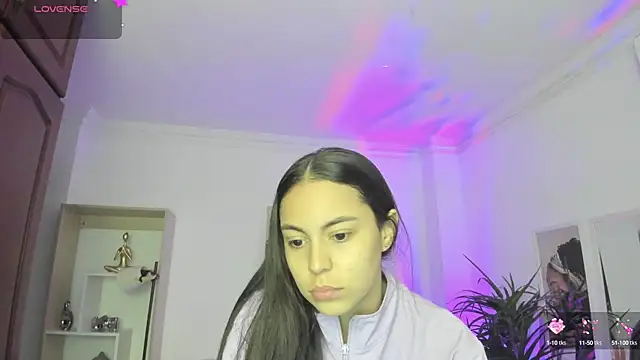 Aleejaa   online show from 03-13-25, 11:19