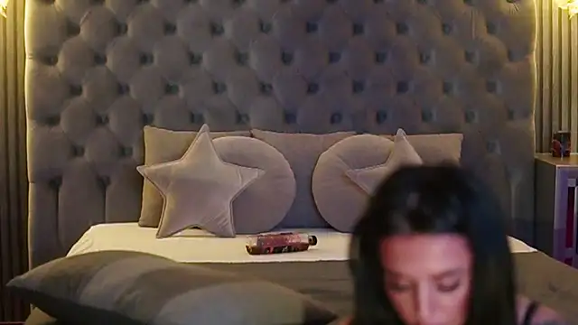 Snapshot of AmelyNoir chatting on 01-30-25, 09:58 AmelyNoir online show from 01-30-25, 09:58