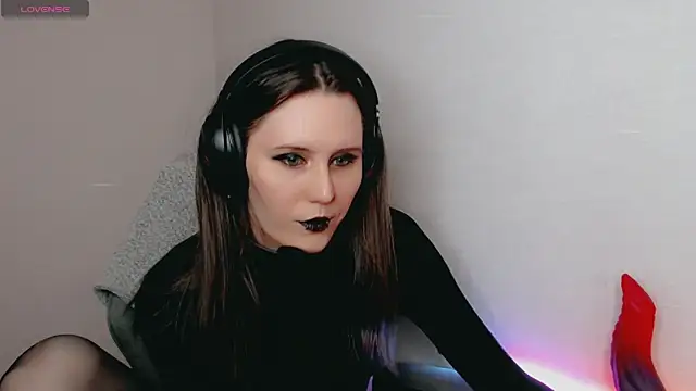 Snapshot of tracy_cooper chatting on 12-22-24, 11:31 tracy cooper online show from 12-22-24, 11:31